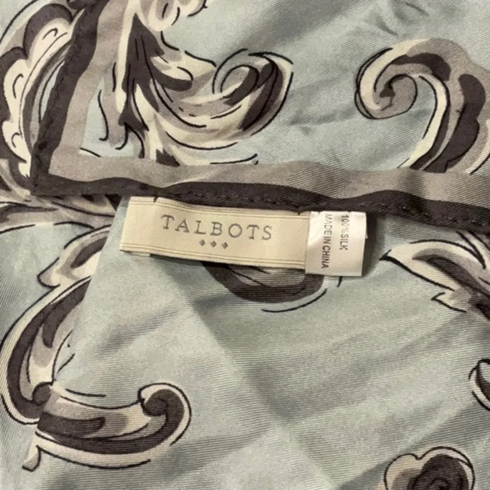 Chicos chic scarf